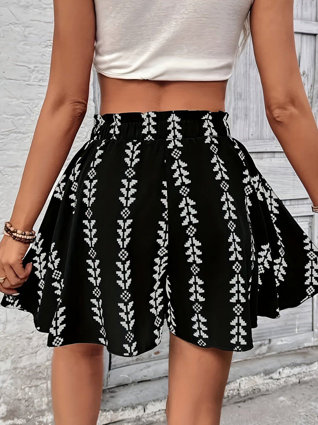 Women's All Over Print Knot Front Shorts, Graphic Print Shorts, Casual Fashionable Shorts for Summer, Women's Bottoms for Daily Wear